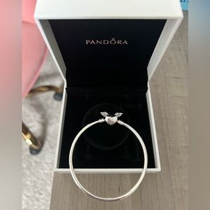 Unworn Pandora Bangle Bracelet 7.5” - Always By Your Side